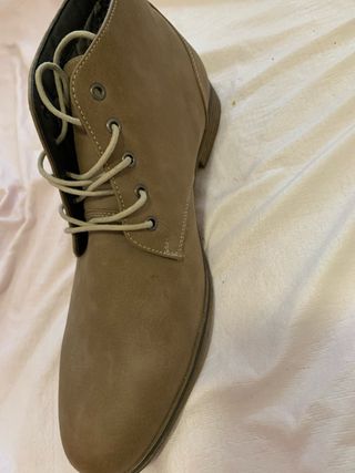 Botas de vestir sin usar
