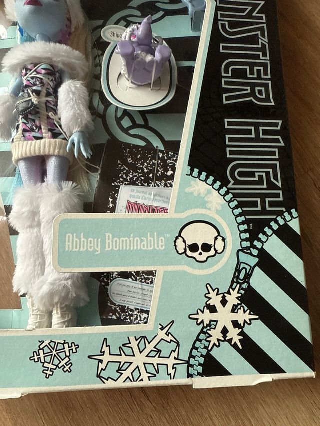 Monster High Abbey Bominable Bambola 2011