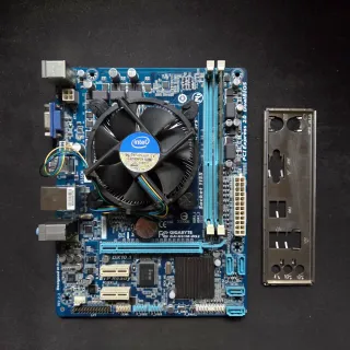 Placa Base Gigabyte GA-H61M-DS2