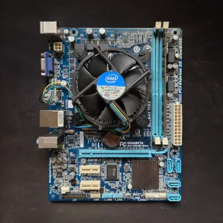 Placa Base Gigabyte GA-H61M-DS2