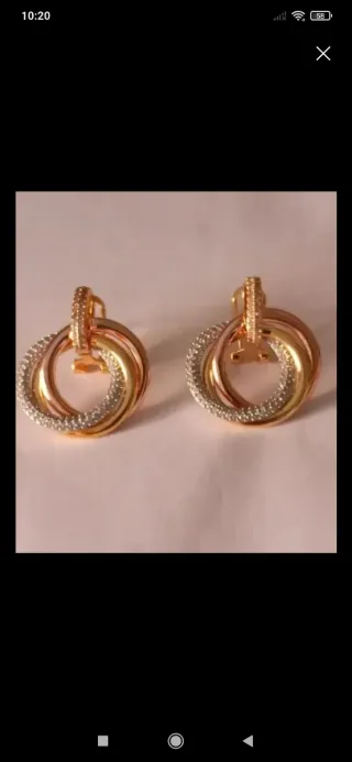 Pendientes Aro Triple Oro, cierre Omega