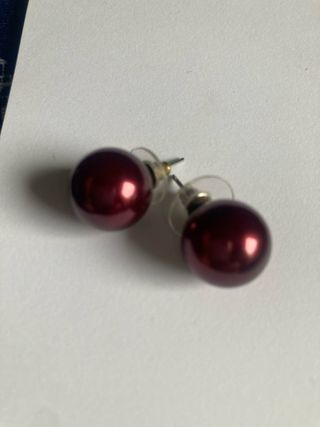 Pendientes bolas granates