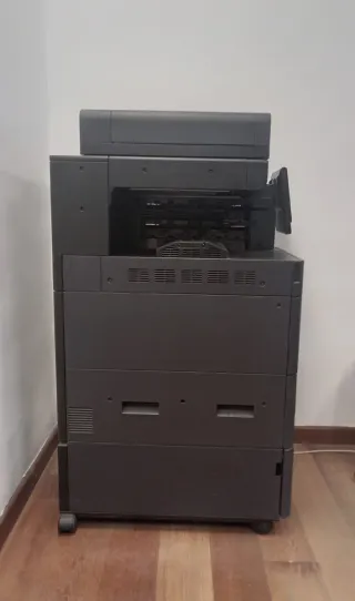 Impresora KYOCERA TASKalfa 2552ci.