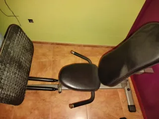 Máquina de gimnasio para piernas