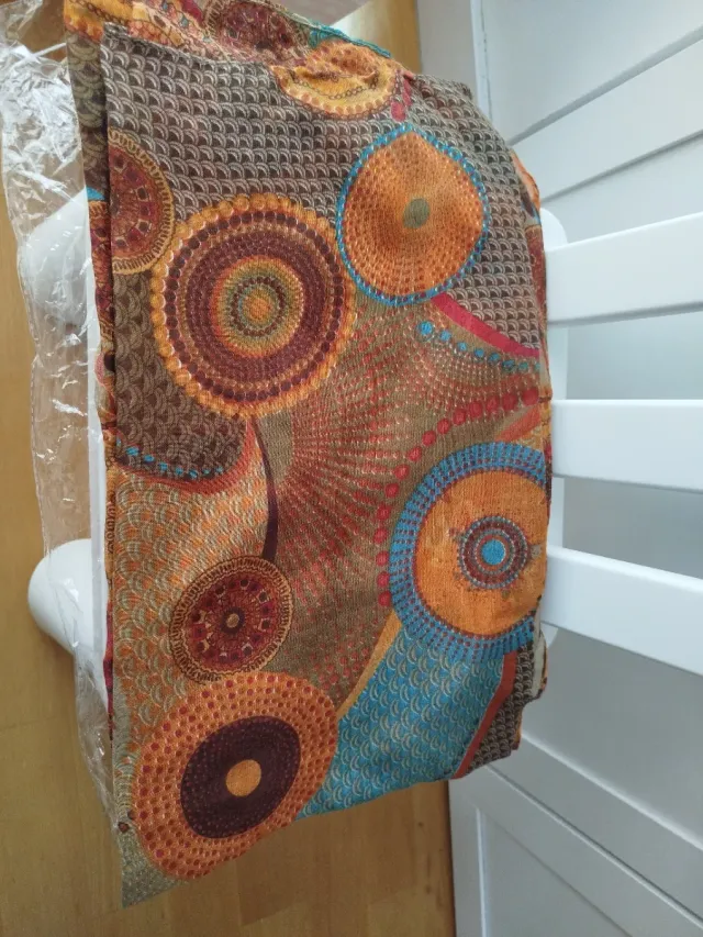 Pañuelo tipo Desigual multicolor