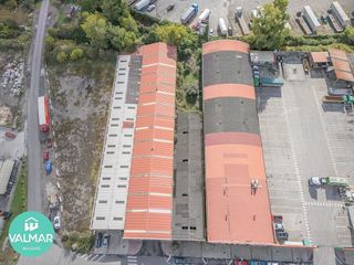 Nave industrial en venta en Llaranes en Avilés