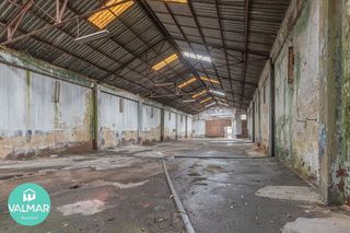 Nave industrial en venta en Llaranes en Avilés