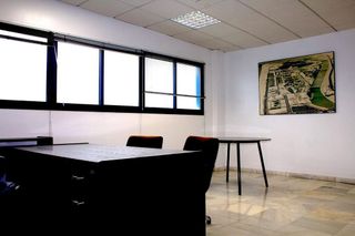 Nave industrial en venta en Camas