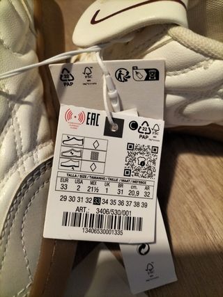 Zapatillas niña Zara blancas y marrones talla 33