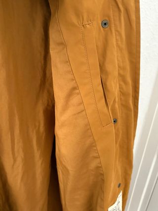 Chaqueta zara Mostaza con Capucha