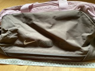 Sacca sportiva Nike grigio e rosa