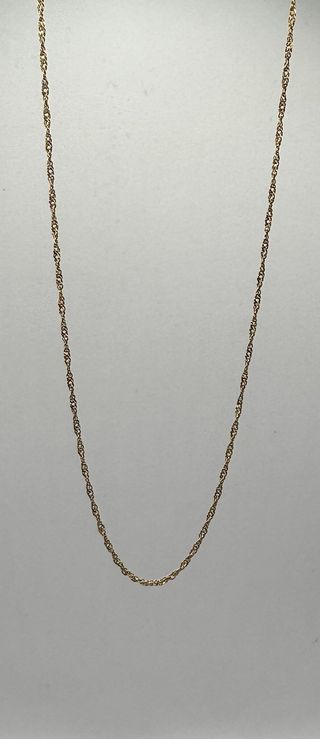 Cadena Singapour de oro de 18k, 2.27 g, 46 cm.