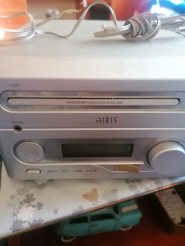 Reproductor DVD/CD Airis L202