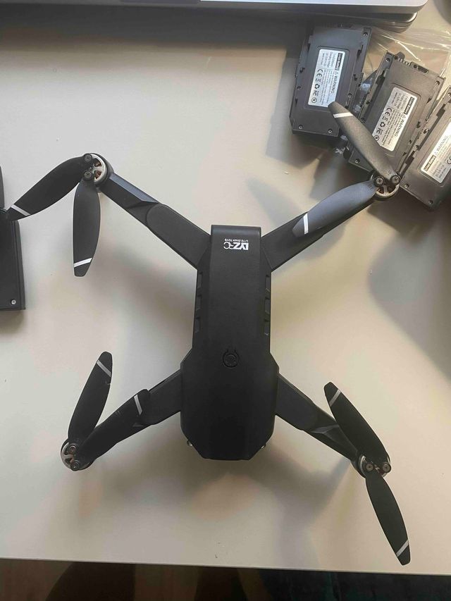 Dron LYZRC L900 Pro Negro