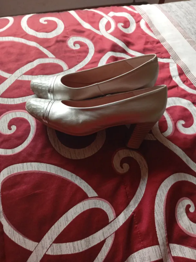 Zapatos Pitillos Talla 41 Plateados