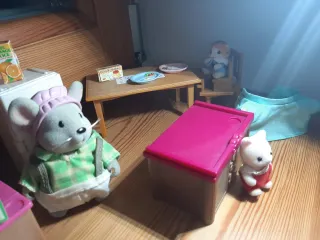 Casetta bambole/coniglietti con espansioni