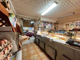 Local comercial en venta en Avenida de la Paz en Xirivella