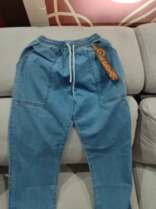 Pantalones vaqueros azules