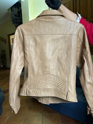 Chaqueta efecto piel marrón TALLA 14
