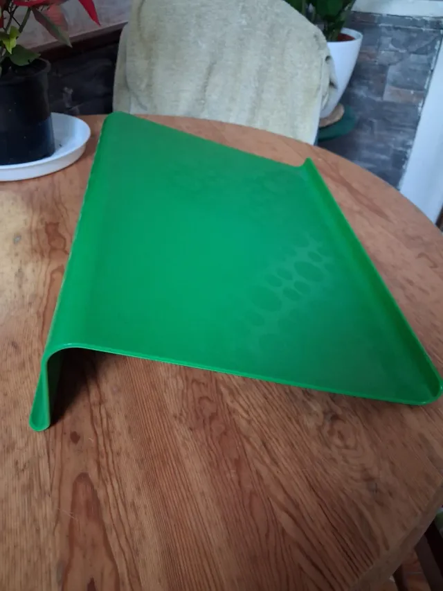 Soporte para portátil verde
