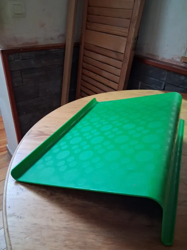 Soporte para portátil verde