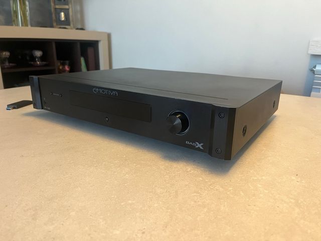 Preamplificador Emotiva BassX PT100 Negro