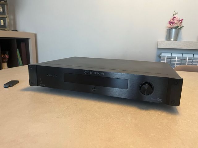 Preamplificador Emotiva BassX PT100 Negro