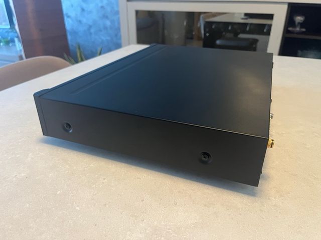 Preamplificador Emotiva BassX PT100 Negro