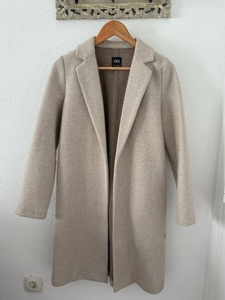 Chaqueta Zara Beige