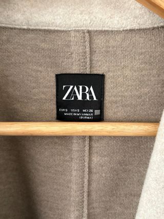 Chaqueta Zara Beige