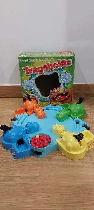 Juego de mesa "Tragabolas"