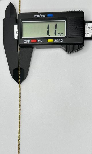 Cadena Singapour de oro de 18k, 2.85 g, 46 cm.