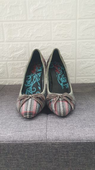 Zapatos de tacón cuadros talla 40