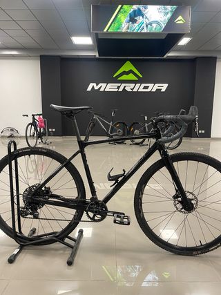 Bicicleta Liv Brava SLR