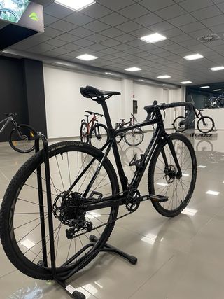 Bicicleta Liv Brava SLR
