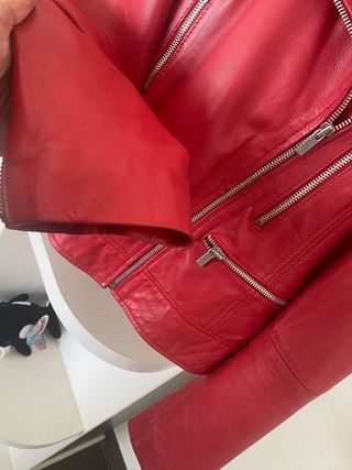 Cazadora Piel cálidad Mango Roja Talla M