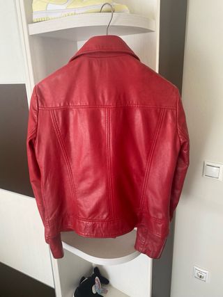 Cazadora Piel cálidad Mango Roja Talla M