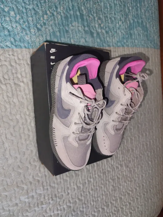 Nike Air Force 1 Wild Mujer Gris Rosa