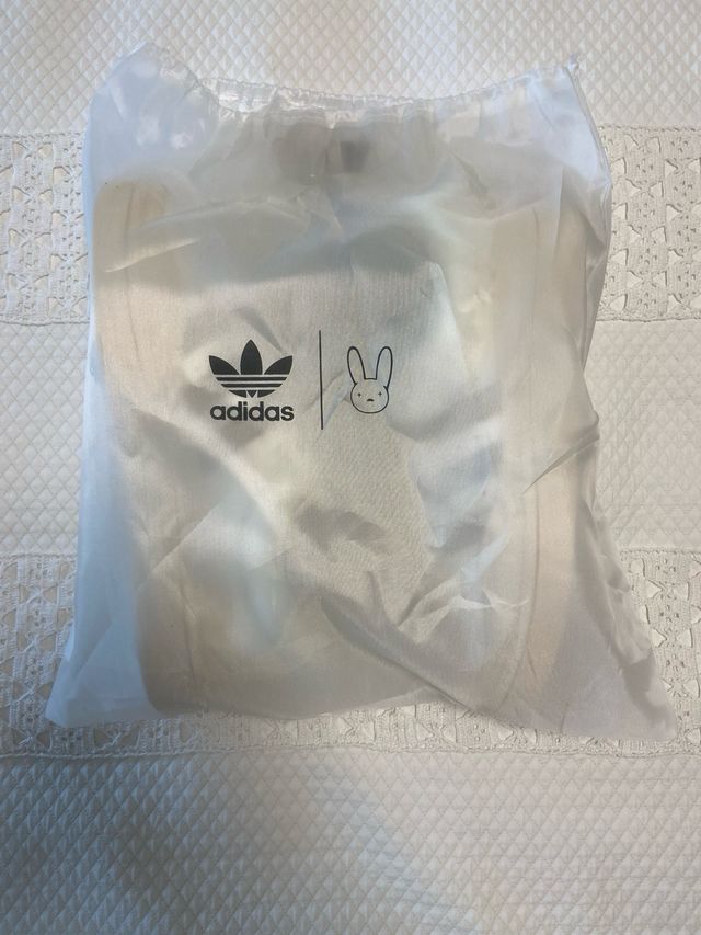 Adidas Campus x Bad Bunny