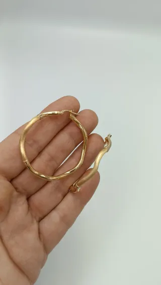 Pendientes de oro de 18kt.