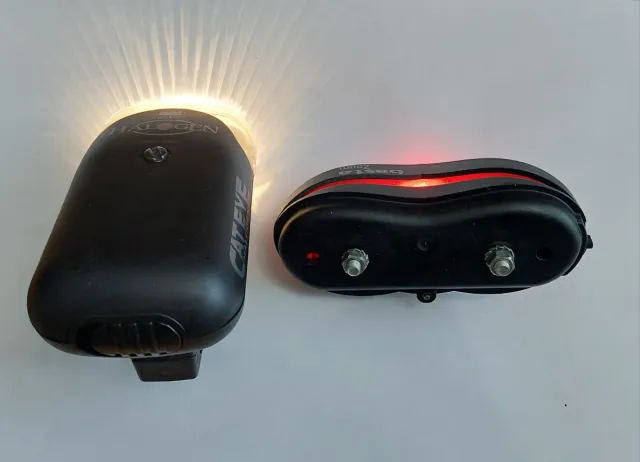 Juego Luces Bici Delantera y Trasera