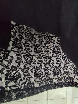 Camiseta Stradivarius encaje talla L