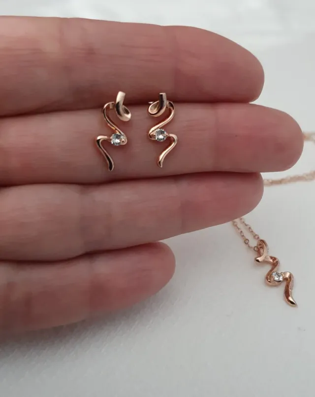 Conjunto ORO ROSA Y SWAROVSKIS. REGALO NAVIDAD.