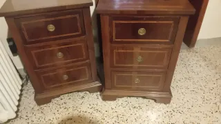 Comodini antichi in legno massello epoca 800