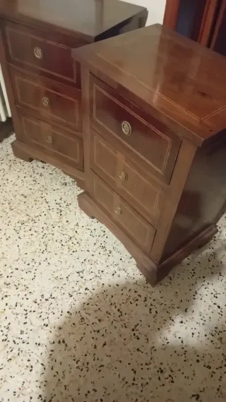 Comodini antichi in legno massello epoca 800