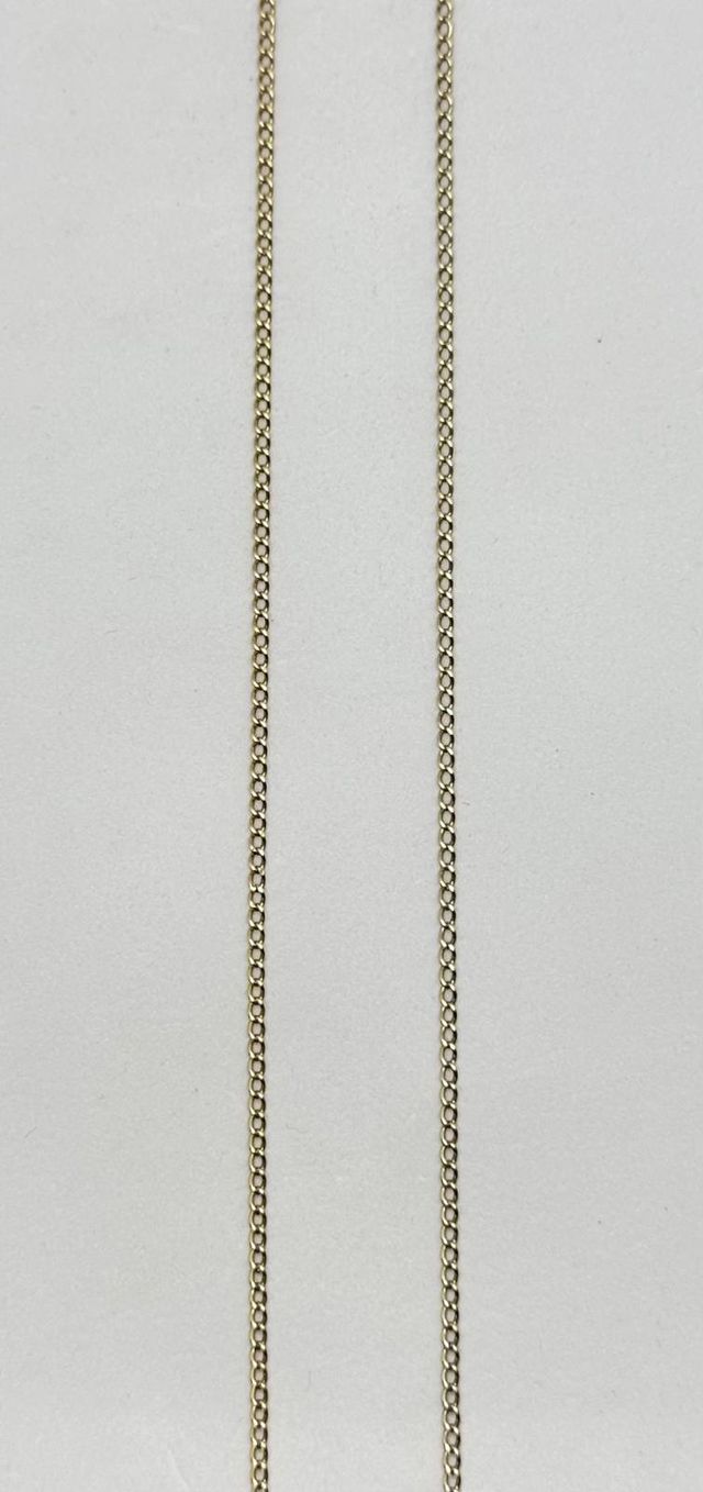 Cadena Alterna de oro de 18k, 5.42 g, 58 cm.