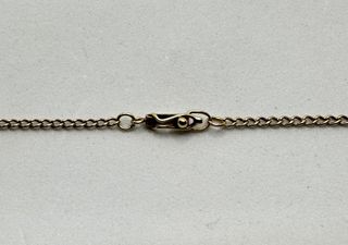 Cadena Alterna de oro de 18k, 5.42 g, 58 cm.