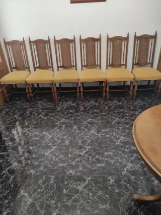Juego de 6 sillas de comedor de madera