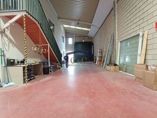 Nave industrial en venta en Manzanares