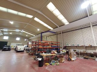 Nave industrial en venta en Manzanares